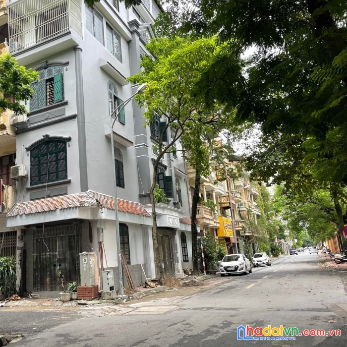 Bán nhà riêng ngõ 2 phố hoàng sâm, q.cầu giấy. dt: 65m2*5 tầng, gara ô tô, ô thang máy, kinh