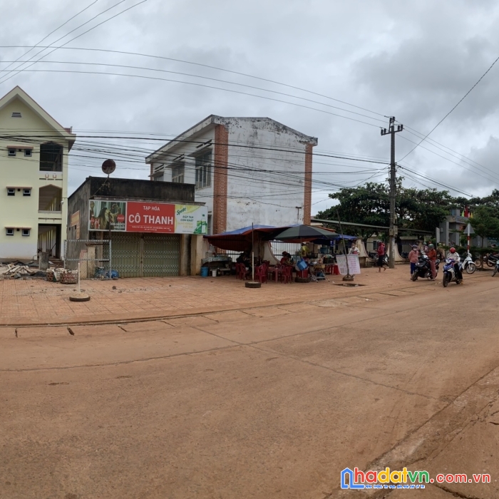 Bán 132m2 đường lớn 12m lõi trung tâm hành chính xã phú lộc, krông năng giá chỉ 899 triệu (bao sổ)