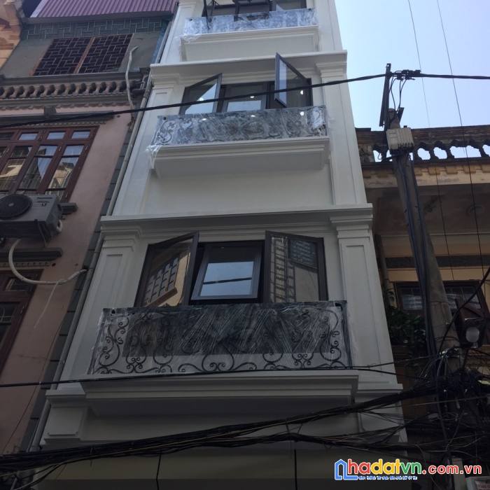 Pháp vân- ngọc hồi nhà đẹp 5 tầng, oto tránh oto vào nhà, 5,5 tỷ 