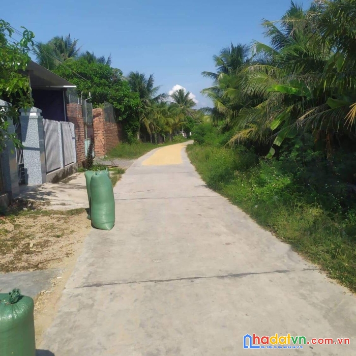 Bán lô đất nở hậu sắp lên phường giá chỉ 3tr8/m2ninh quang ninh hoà lh 0985451850 xuyên 