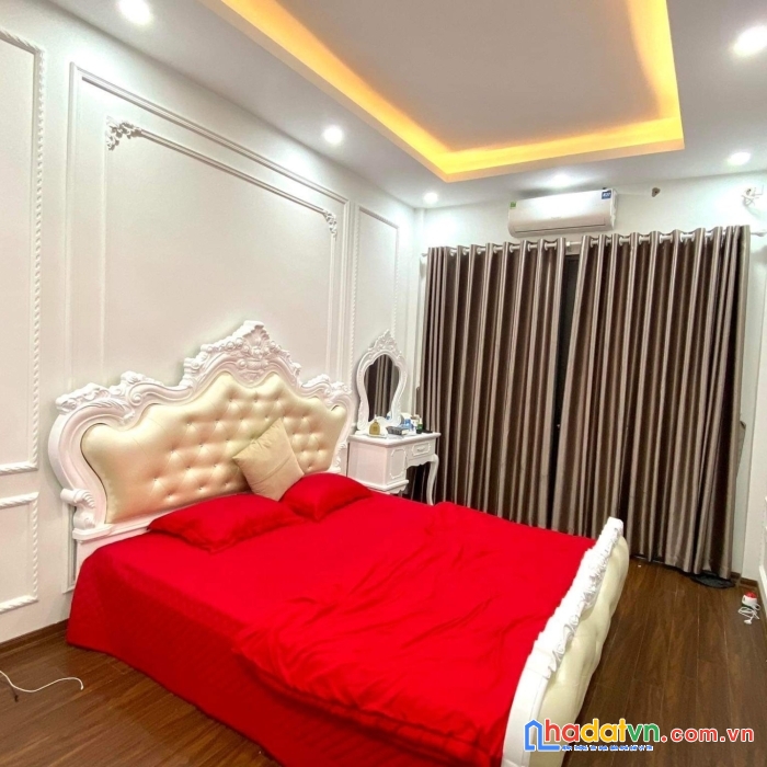 Cực hiếm mặt đường bưởi giá trong ngõ 65m 5t mt6,5 chỉ 14.9 t
