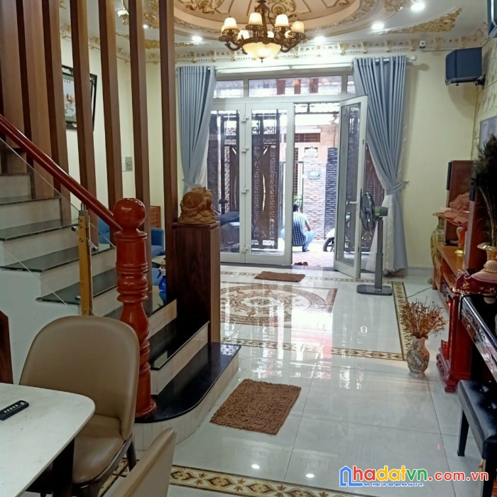 Bán nhà hxh 4 phòng ngủ 61m2 phường 16, quận 8 giá 4.8 tỷ