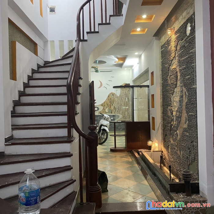 Chính chủ bán nhà chùa láng, 45mx5t, giá chào 6tỷ7. lh 0973222992/0906296696.