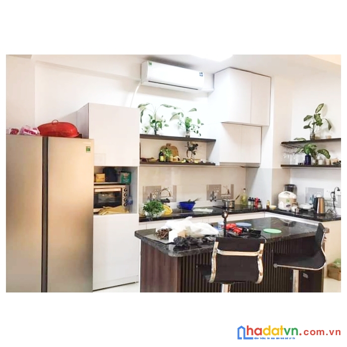 Bán nhà nguyễn công trứ, hai bà trưng 94m2 7t 5,6m mặt tiền kinh doanh, ôt tránh