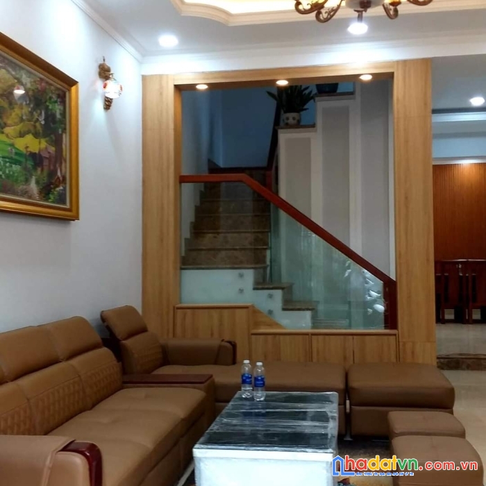 Bán nhà đẹp 62m 4.5m có 4pn mới btct kiên cố gần đh ngân hàng linh chiểu,