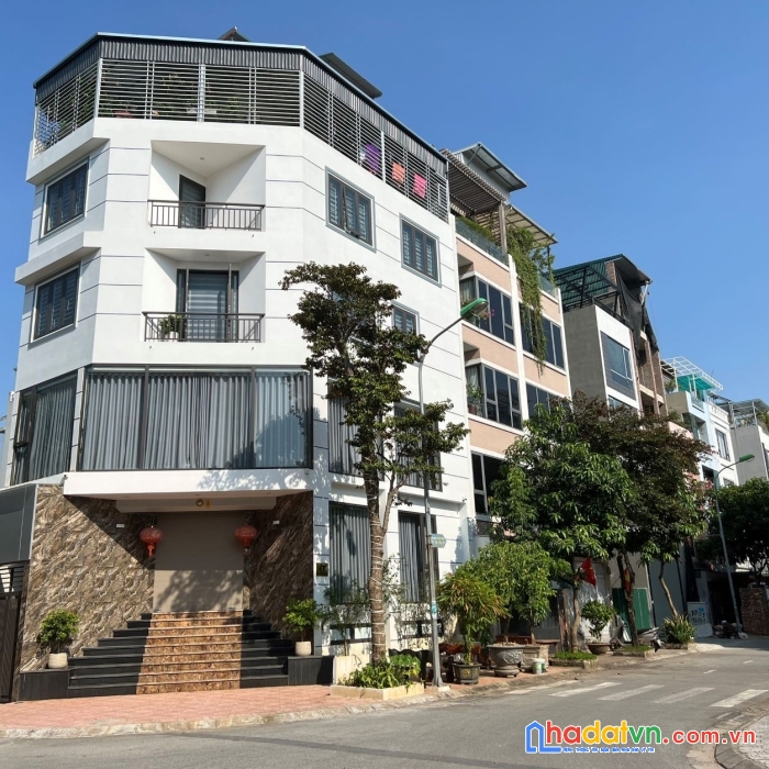 Bán nhà nguyễn sơn long biên lô góc phân lô ô tô tránh 270m2 mt20m hơn 46tỷ