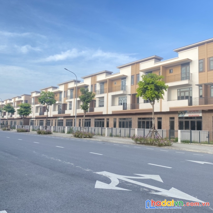 Bán căn shophouse đường trước mặt 26m tiềm năng tăng gía cao