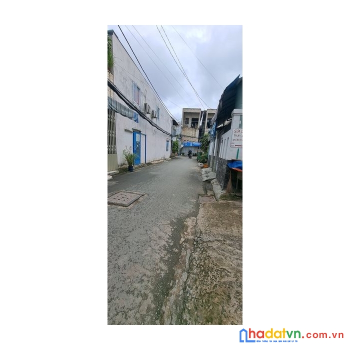 Bán nhà lê đình cẩn tân tạo bình tân sát ql1a. khu dân cư đông, mua dọn vào ở ngay, giá chỉ dưới 3