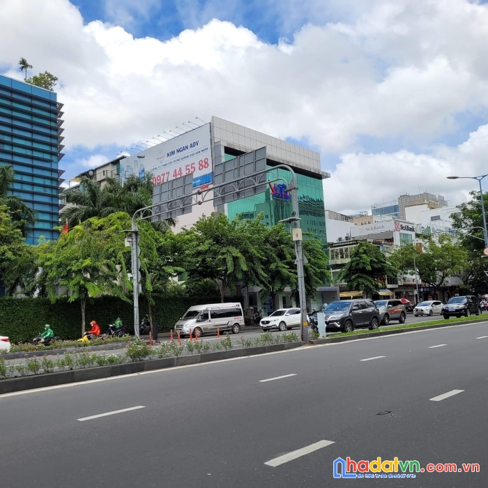 Bán nhà 2 mt quang trung - hạnh thông tây, 4x26m, 5 t, 6pn, 16.9 tỷ  (tl)