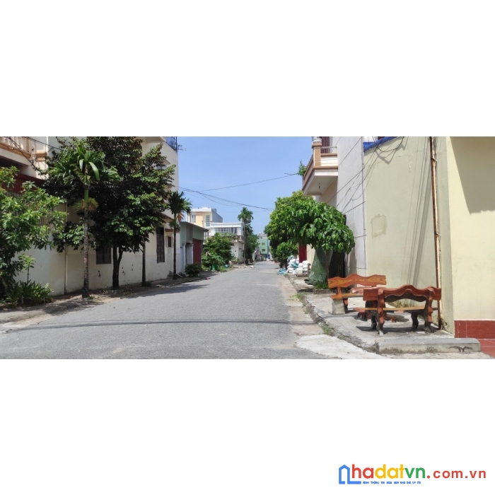 Bán đất gần chợ chiều