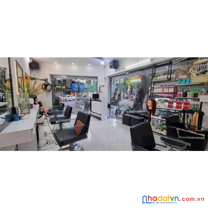 Mặt phố trần xuân soạn -hbt 38m lô góc  kd sầm uất 12 tỷ