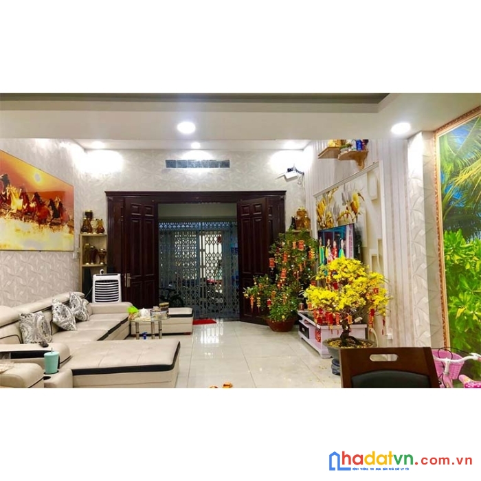Bán nhà âu cơ tặng nội thất đẹp lung linh, đang cho thuê, nhà đẹp vào ở ngay. 1801006
