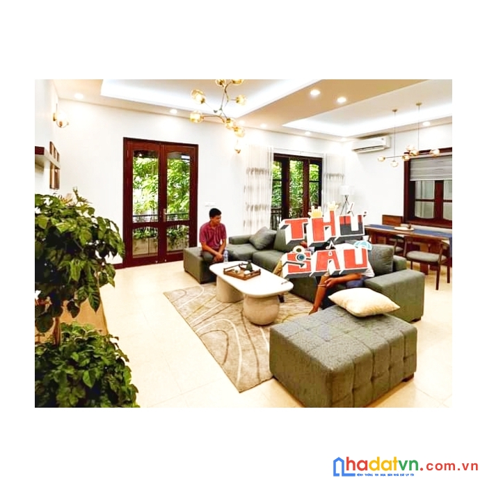 Bán nhà tô ngọc vân, tây hồ 120m2 5t 8,2m mặt tiên, kinh doanh, ôt tránh