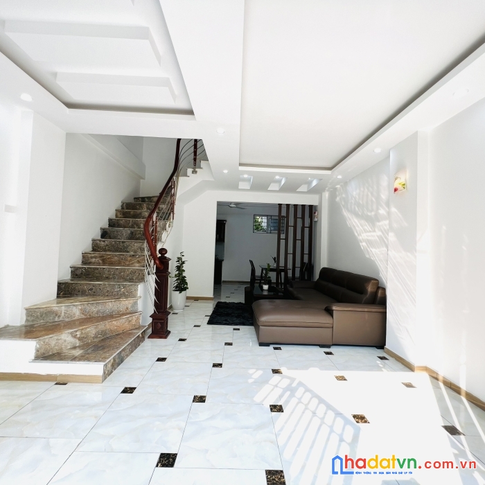 Bán nhà tại tả thanh oai thanh trì, dt 42m2, 4 tầng, giá 2.68 tỷ