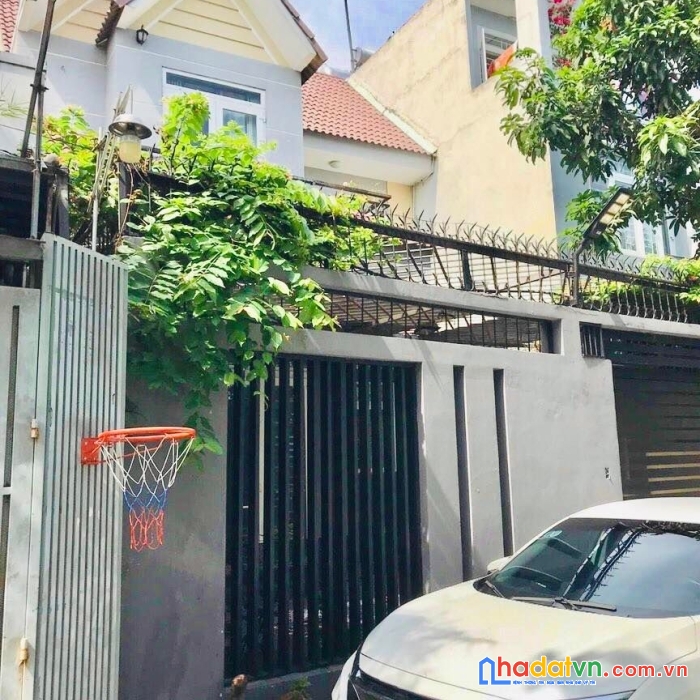 Kẹt tiền bán gấp biệt thự rộng 120m2 -1 trệt 1 lầu + sân thượng đ số 22, p. linh đông, thủ đức