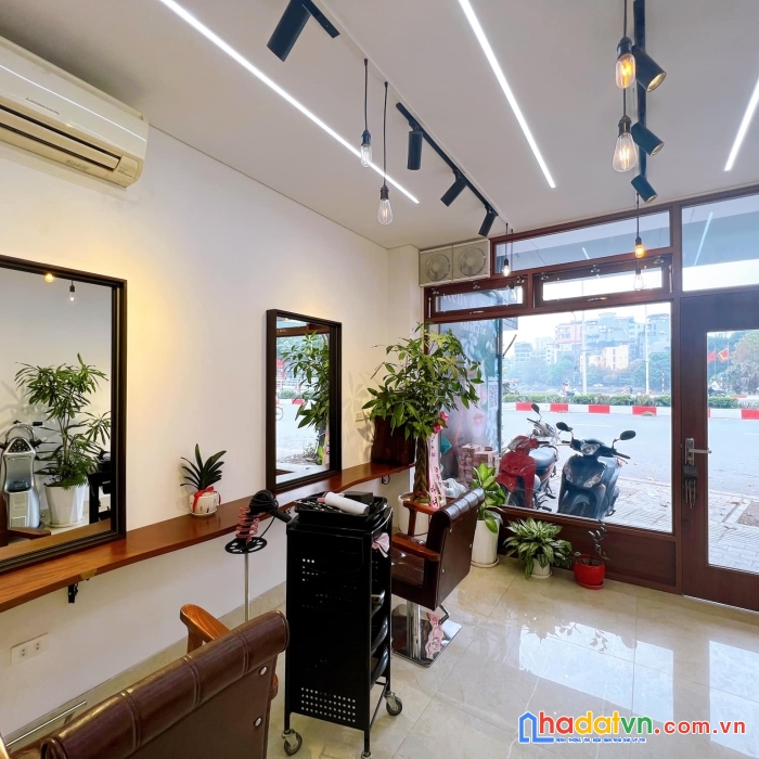 Mp nguyễn chí thanh 70m2 chỉ 13,5 tỷ kd vp - spa, 1 mặt phố 1 mặt ngõ, view hồ ngọc khánh