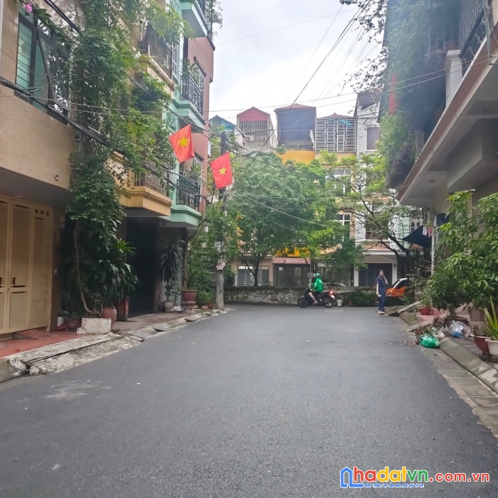 Bán gấp nhà tam trinh dt78.5m nhà 4 tầng  mt6.8m  giã 14.3 tỷ