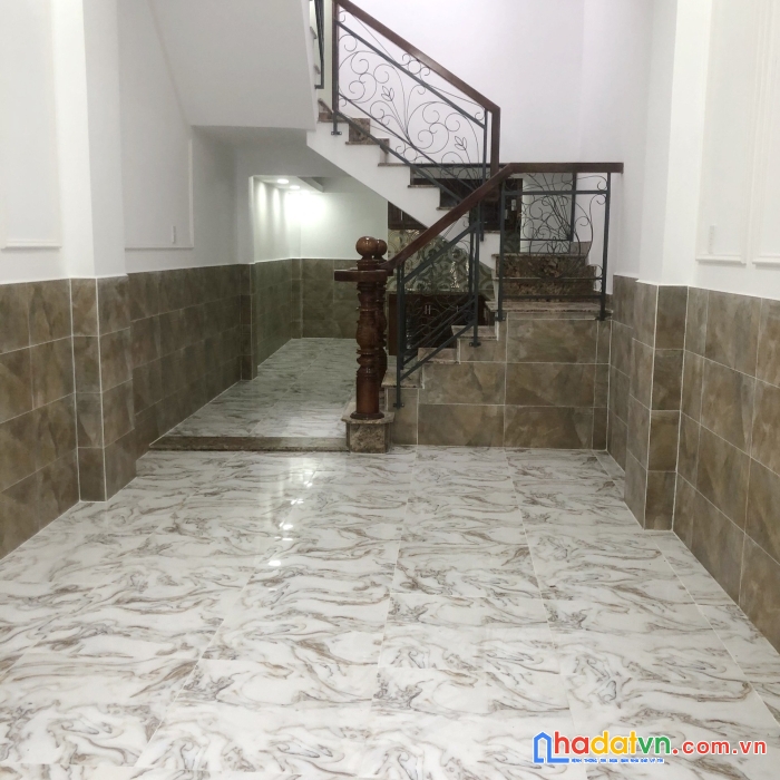 Bán nhà hxh đường âu dương lân phường 3 quận 8