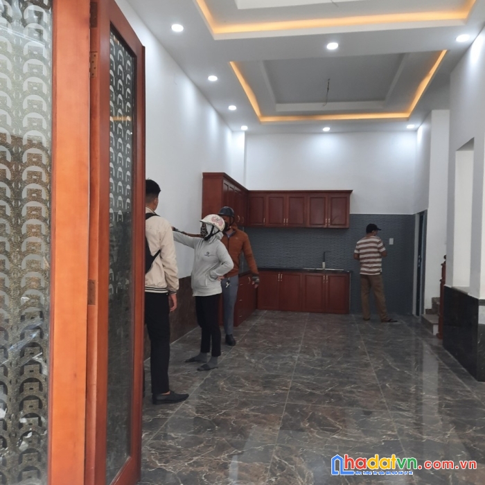 Bán nhà mặt đường hoàng phan thái  gần chợ bình chánh 1.5km