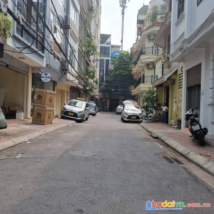 Bán nhà phân lô đại kim 7t - thang máy, kinh doanh, siêu thị, văn phòng, ô tô tránh.