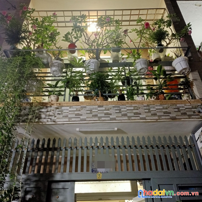 Nhà cần bán, khu vip quận 3 giá choirs bất ngờ.