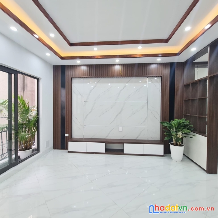 Nhà đẹp hoàng mai- 5 ngủ - ô tô gần - tặng toàn bộ nội thất giá 4.15 tỷ