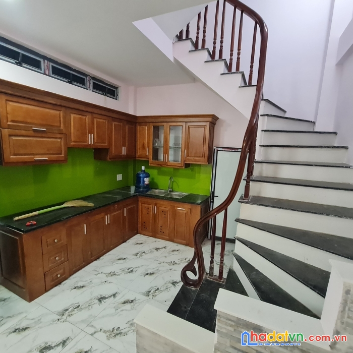 Nhà đẹp sát phố, gần ô tô. quang trung hà đông. 30mx5t. mt8m. giá 3,3 tỷ.