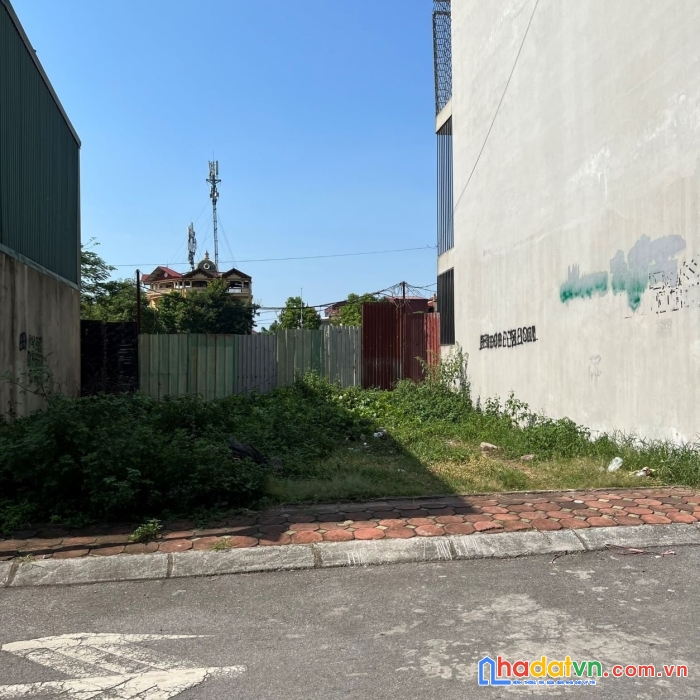 Bán đất nguyễn văn cừ long biên 165m2 mt11m ngõ thông ô tô săn dòng tiền 30tr/t