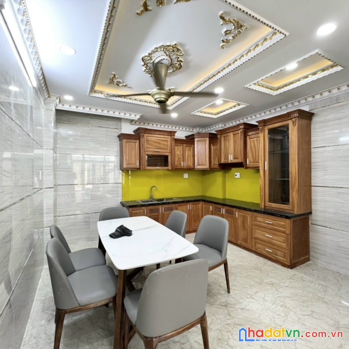 Nhà bh có cam kết  chất lượng xd  tư nhân tô ngọc vân  linh tây, đường 9m gara xe hơi