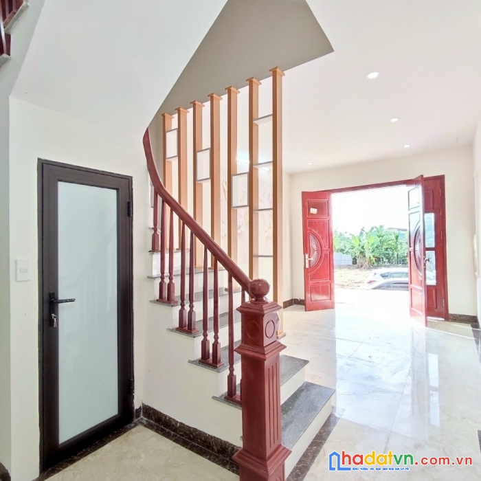 Bán nhà đông la - hoài đức - 32m - 3 tầng - nhỉnh 1 tỷ