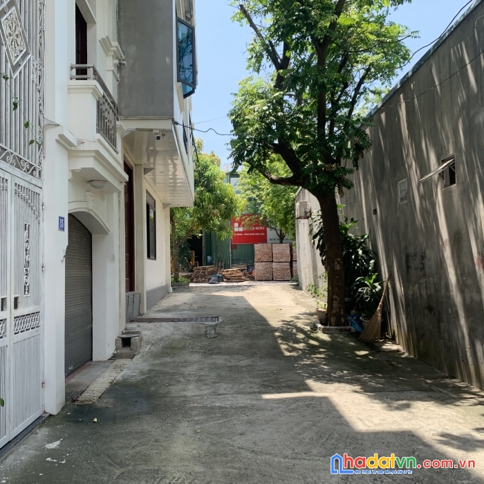 Chính chủ cần bán 48,5m2 đất đặng xá, gia lâm giá 1.85 tỷ. lh 096 934 6836