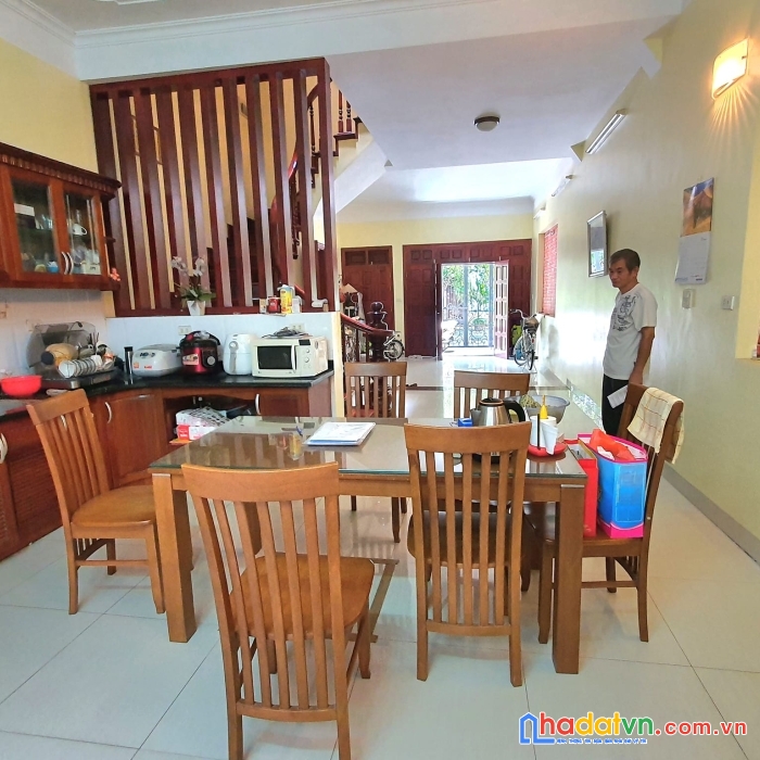 70m, 10 tỷ 800. nguyễn quý đức  phân lô ô tô vào nhà - 6 tầng - thông số vàng