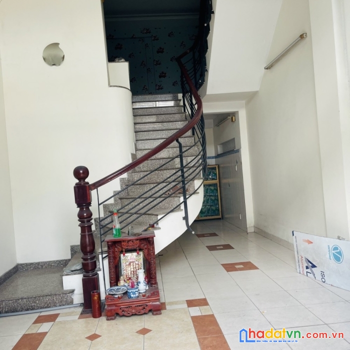 Bán gấp nhà 1 sẹc sát mặt tiền p10, tân bình - 5 tầng - 38m2  - 5.4 tỷ