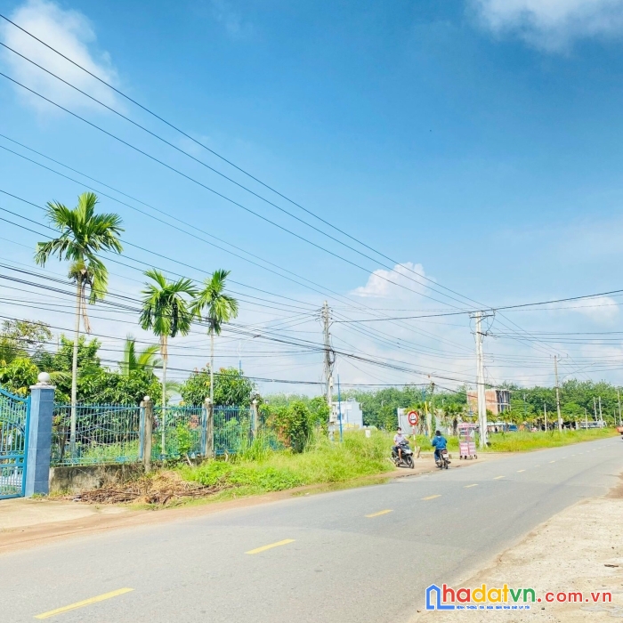 Chính chủ cần ra gấp ngay trung tâm huyện