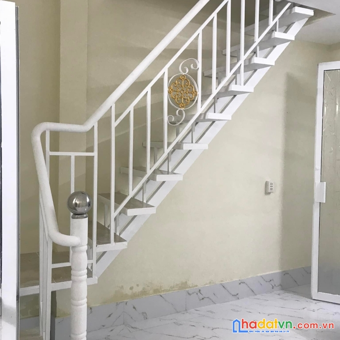 Nhà 2 tầng nhỏ xinh, huỳnh tấn phát, q7, ngang 4m, dt hơn 30m2, chỉ 1.95 tỷ