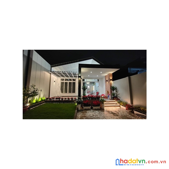 Chính chủ cần bán nhà đẹp huyện hóc môn tp hồ chí minh