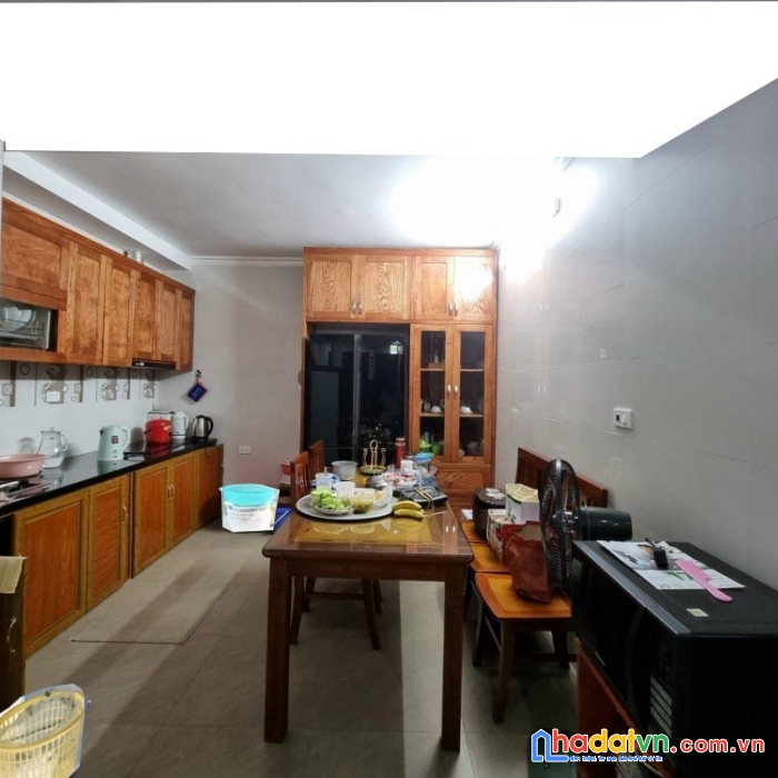 Bán gấp nhà mặt phố chùa láng, kinh doanh đỉnh, 52m, 4 tầng, 12 tỷ 8
