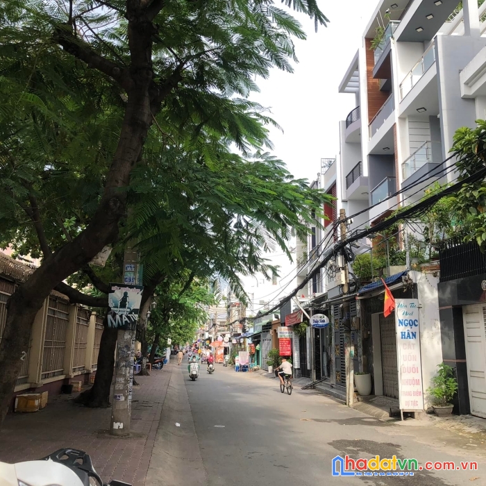 Nhà 4 tầng, lâm văn bền, q7, ngang 4m, dt gần 75m2, nhỉnh 9 tỷ