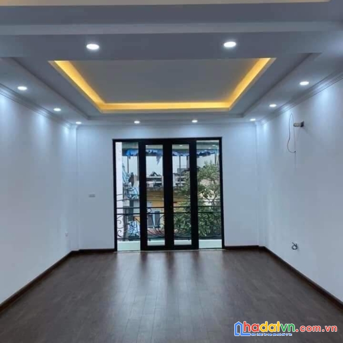 Nóng bỏng tay! vị trí đắc địa có 102- siêu mặt phố tam khương 7 tầng thang máy- 4 làn xe-  vỉa hè-
