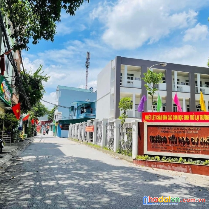 Chỉ hơn 2 tỷ sở hữu mgay nhà đẹp 5 tầng phố xuân đỗ - full nội thất - phân lô ô tô đỗ - đầy đủ