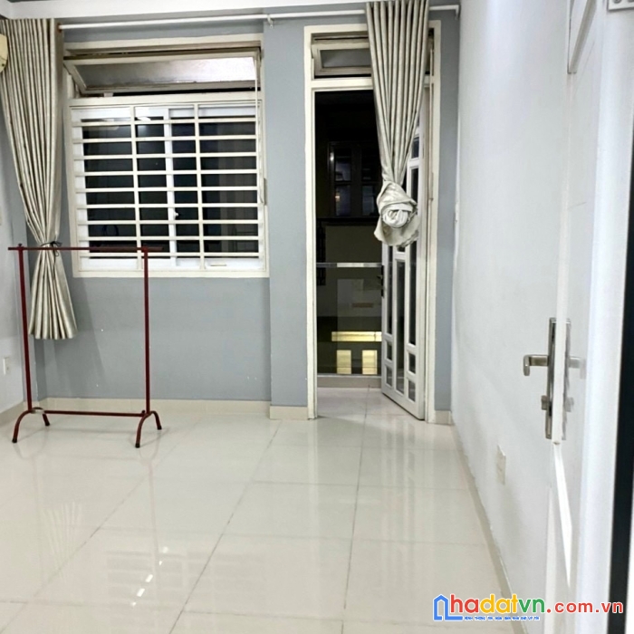 Bán gấp nhà đẹp lung linh, nguyễn thiện thuật, p3 q3