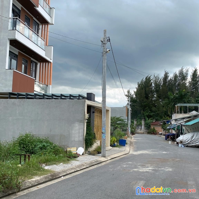 Đất thổ cư 90m2(6x15) - đường 8m - ngang lớn - đường trường lưu