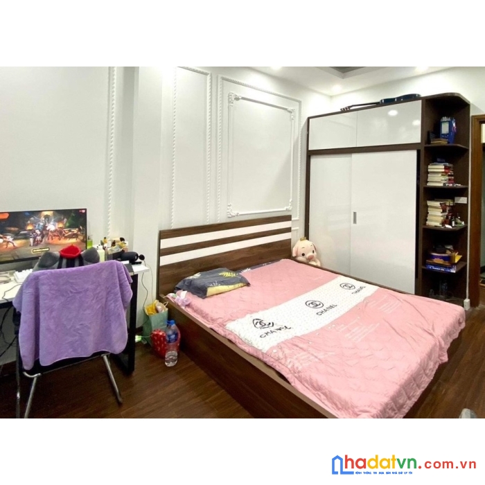 Cần bán gấp nhà nguyễn chí thanh, đống đa, ô tô, hiện đại, 45m2x4 tầng, nhỉnh 5 tỷ