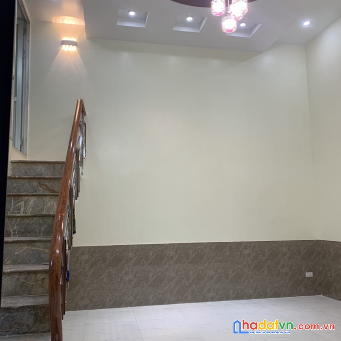 * cần bán nhà ở trung tâm thành phố. ngõ phạm hữu điều ngay chân cầu niệm.