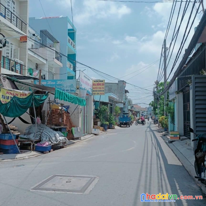 Bán nhà hẻm 7m -đường mã lò - dòng tiền có sẵn - 100m2 - chỉ 6.5 tỷ .