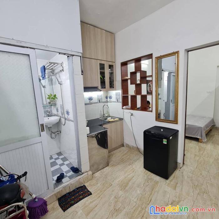 Bán nhà bồ đề, nhà đẹp, ở ngay, gần phố, vài bước ô tô, 24m2x3,5m.