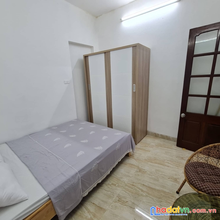 Bán chung cư bồ đề, giá siêu rẻ, gần phố, nhiều tiện ích, 51m2x4m