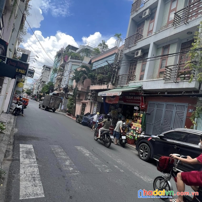 Bán gấp nhà mt phường 13, 5 tầng,ngang 8m,kd đỉnh, giá 8,8 tỷ