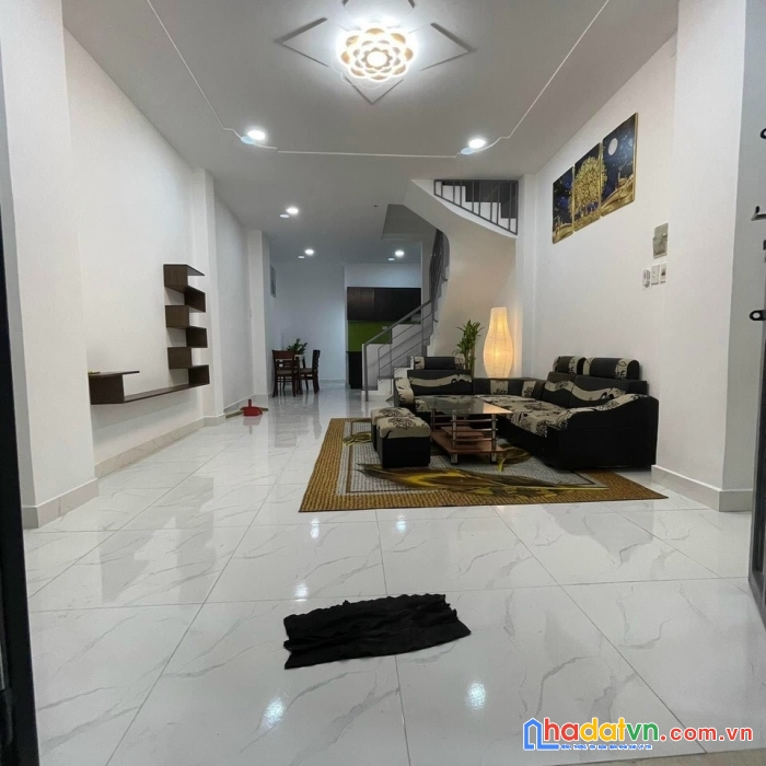 Bán nhà, khu vip, tân kỳ tân quý, 4 x 10m, 1 lầu, 2pn, tân phú, dt 40m², giá 4.4 tỷ