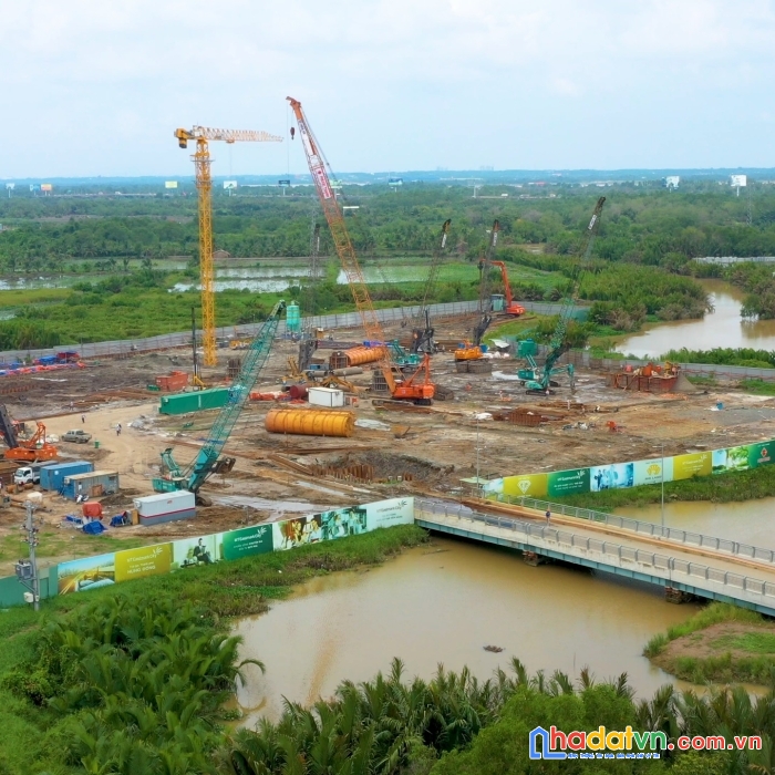 Bán 2pn view sông quận 9, giá 39 tr/m2, bàn giao hoàn thiện cao cấp